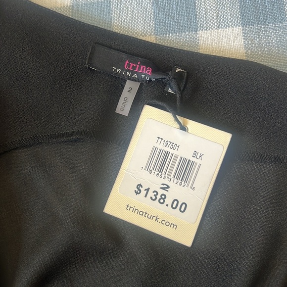 Women’s Trina Turk black dress size 2 NWT - Picture 9 of 9